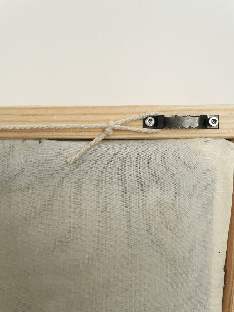 hush_atelier_hanger